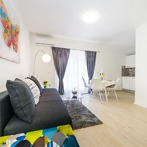apartments-maras-zadar.hotelinzadar.com/
