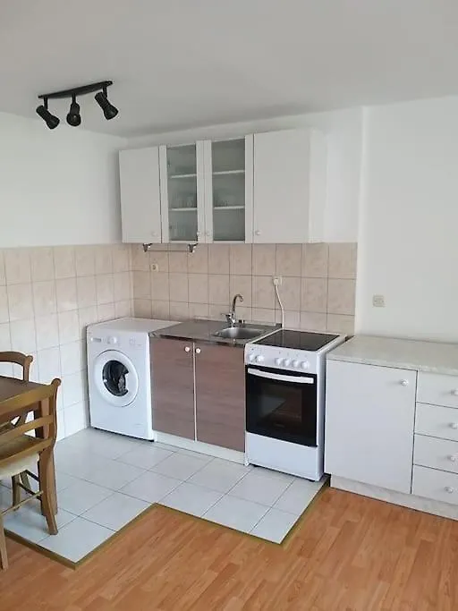 Nice Apartment On Quite Location Near City Center Split
